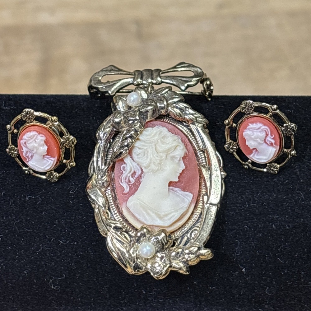 Vintage Victorian Revival Pink Cameo Brooch Earrings Set